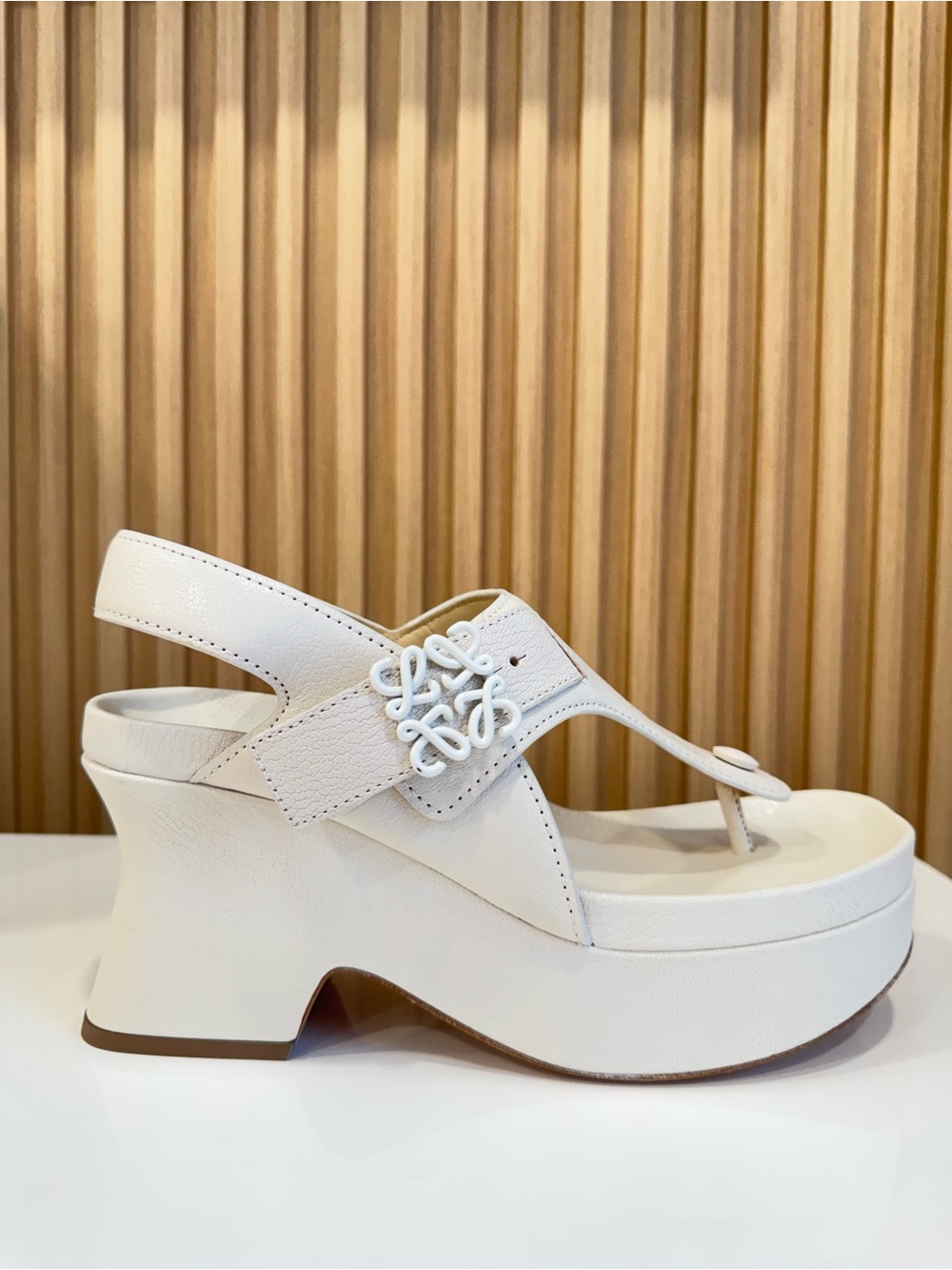 Loewe Ease leather platform thong sandals